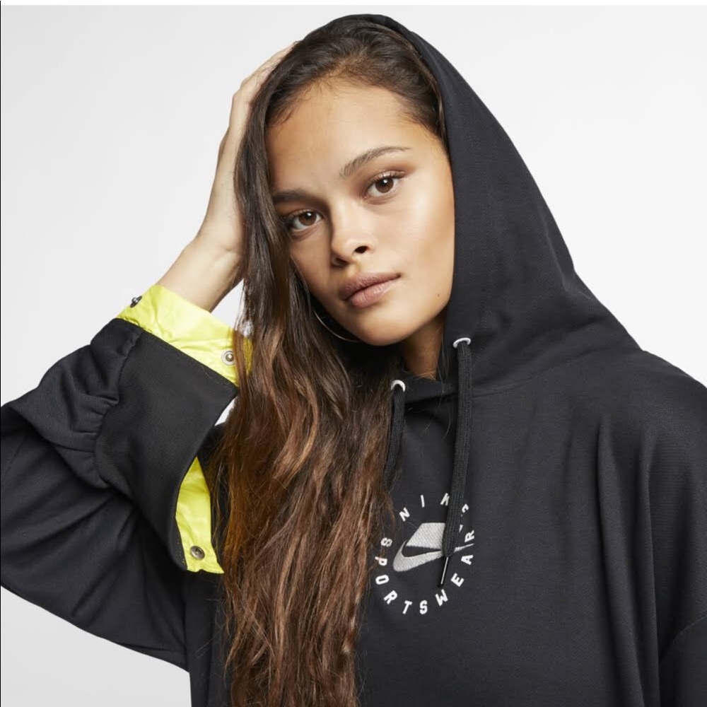 NWT Nike Women’s Sportswear Hoodie Dress - Picture 5 of 8